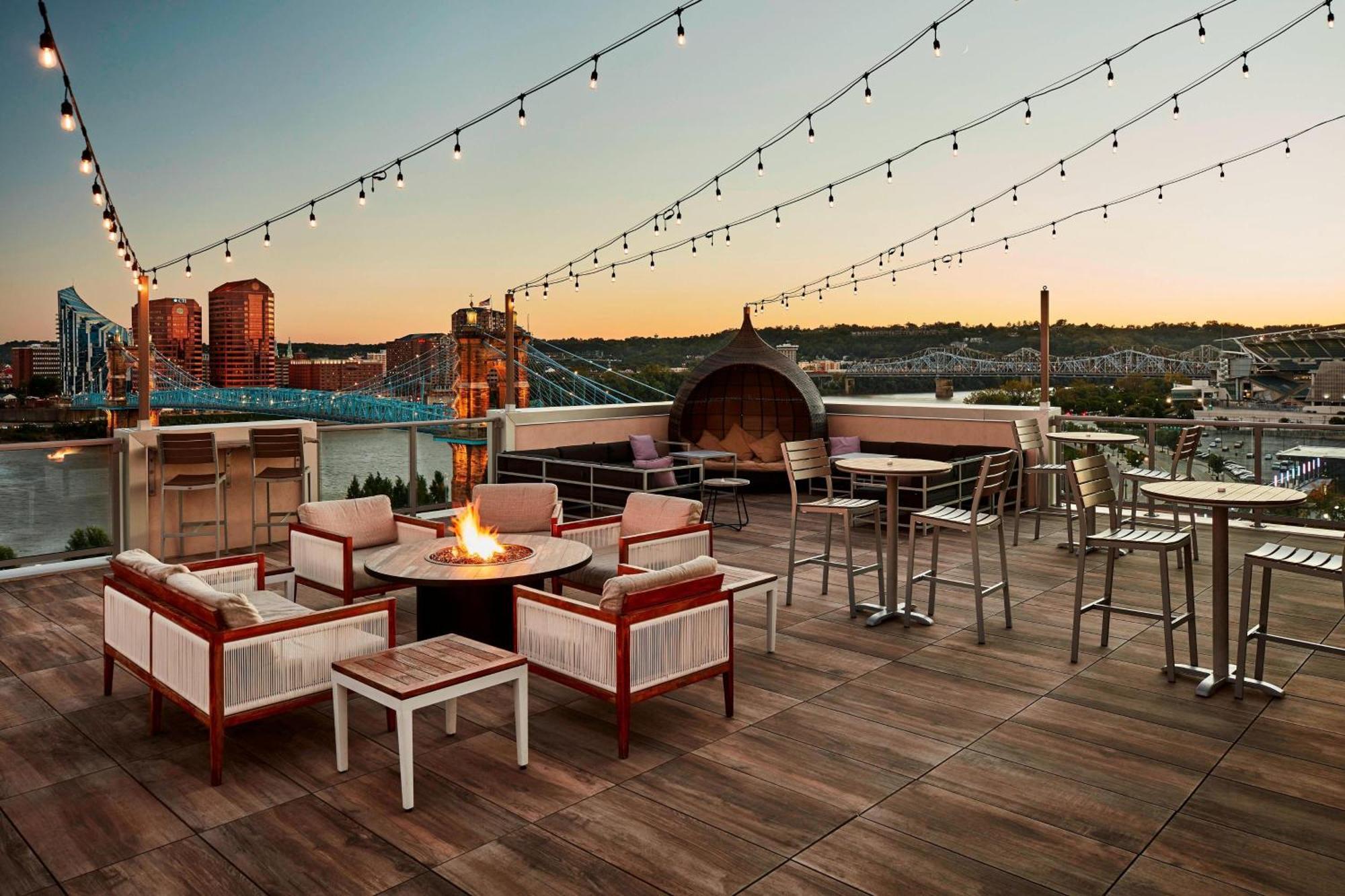 Ac Hotel By Marriott Cincinnati At The Banks Dış mekan fotoğraf