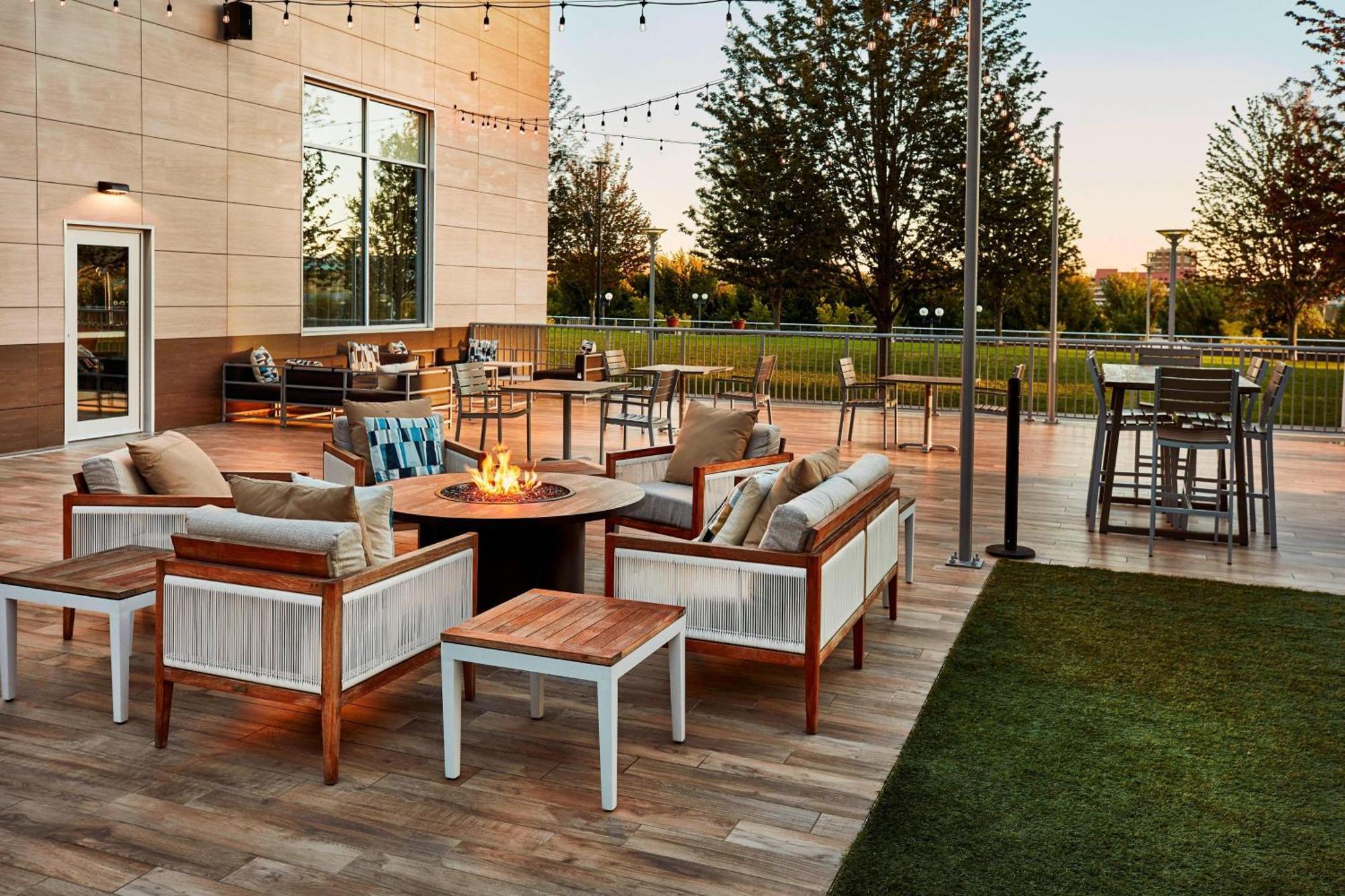Ac Hotel By Marriott Cincinnati At The Banks Dış mekan fotoğraf